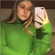 Studentessa offro aiuto compiti